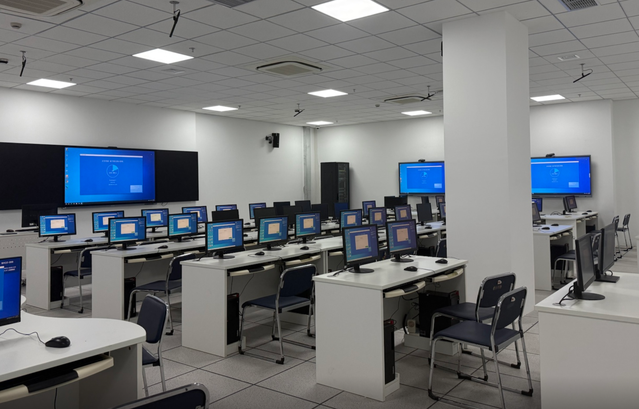 上海建桥学院
