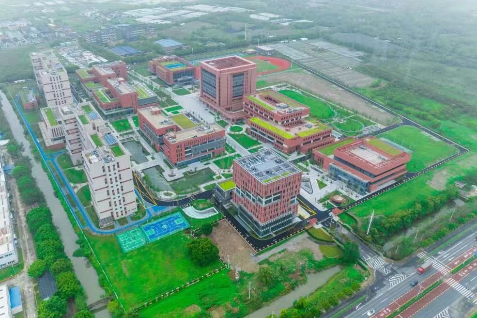 上海出版印刷高等专科学校 vDisk 云桌面部署，约 2000 点位