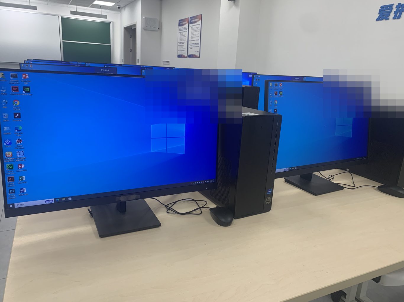 客户现场实拍：vDisk 云桌面终端机房（信息栏已打码）
